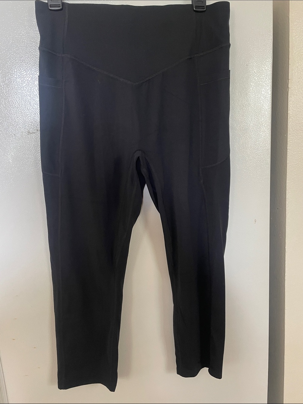 HALARA Large Ultrasculpt NWT Black High-Rise Performance Leggings 21.5”